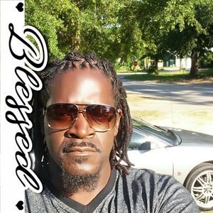 Meet your Posher, Charles